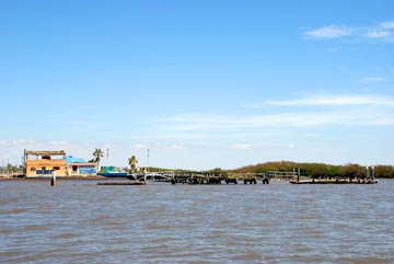 Whale watching pier at Puerto Lopez Mateos.