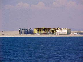 Condo construction at Puerto Pe&ntilde;asco, Sonora, Mexico.