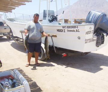 Charter panga Heidi I at Bahia de los Angeles