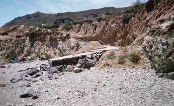 Puerto Santo Tomas launch ramp photo Photo 1